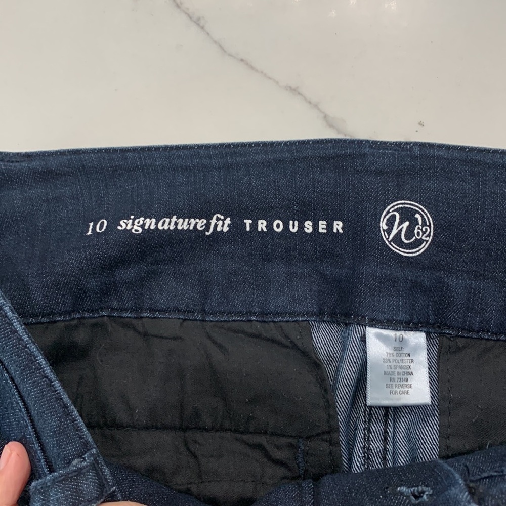 W62 Signature Fit Dark Denim Trouser Jeans. Size 10 (610) - Picture 9 of 11
